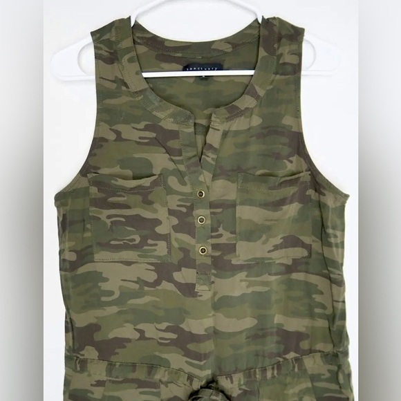 Sanctuary Hazel Shorts Romper Mother Nature Camo Drawstring Women’s Medium EUC - Picture 4 of 9